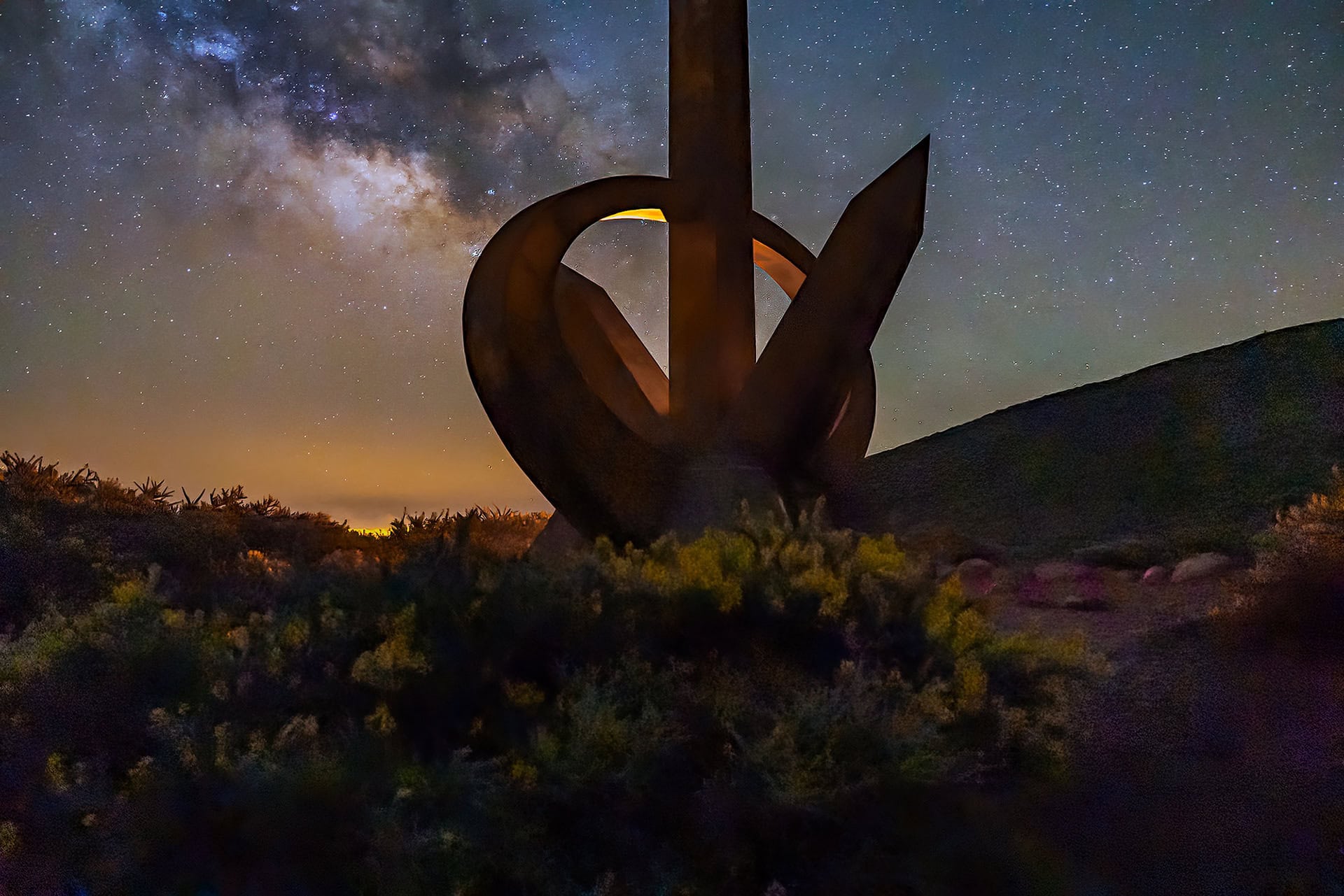 Monumento al Infinito