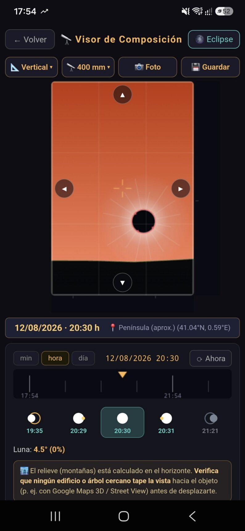 Captura de la app Deneb mostrando el horizonte real del terreno en Miravet con la trayectoria del Sol durante el eclipse